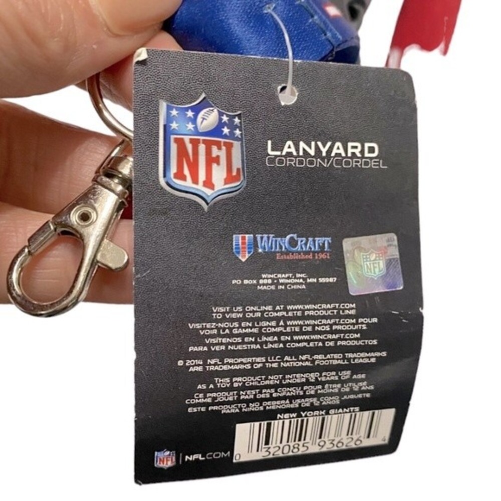 New York Giants Lanyard with Detachable Buckle - Picture 2 of 3